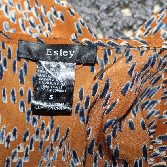 Esley brown dress size small wrap style - Picture 7 of 8
